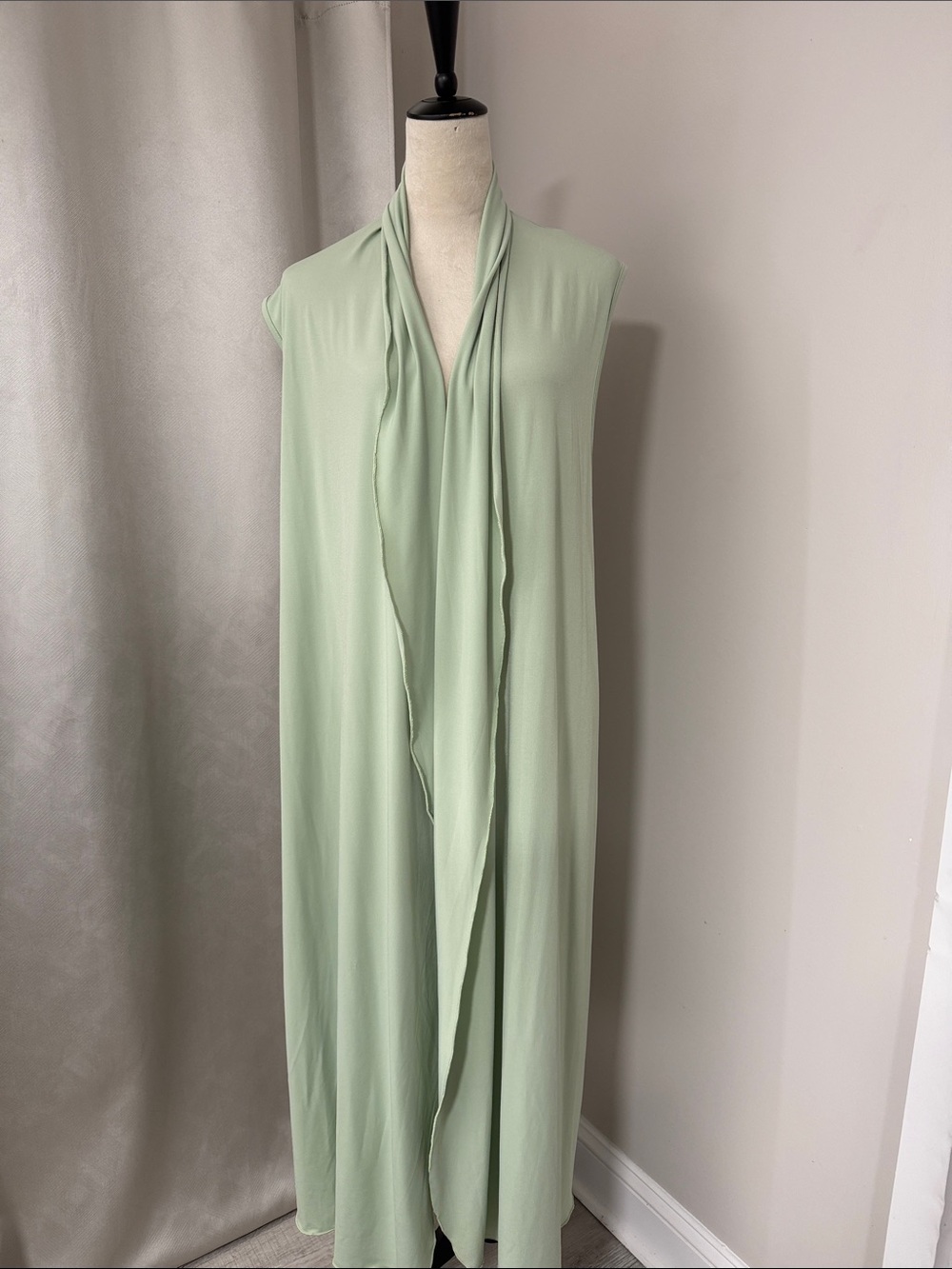 ILIA Light Pistachio Green Sleeveless Draped Maxi Cardigan